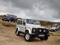 LandRover_Defender_1020.jpg